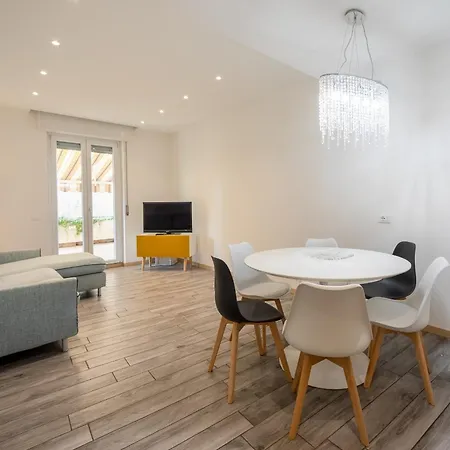 Dimora Camuzzoni Apartment